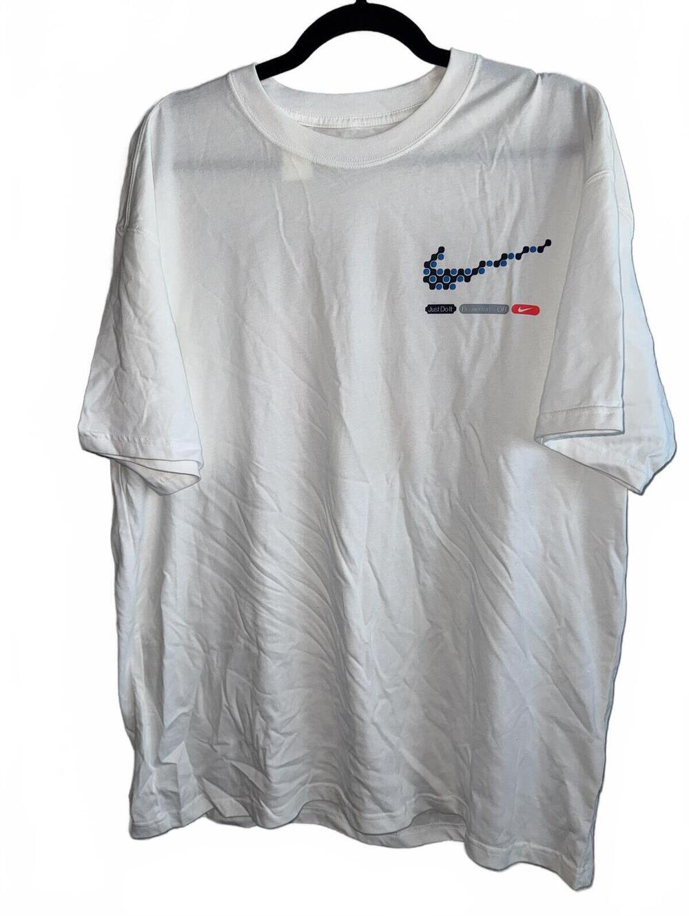 NWT Nike The Nike Tee Loose Fit White T-Shirt Size L